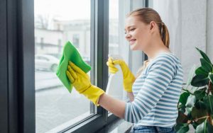 Ottenere dei vetri puliti con poco