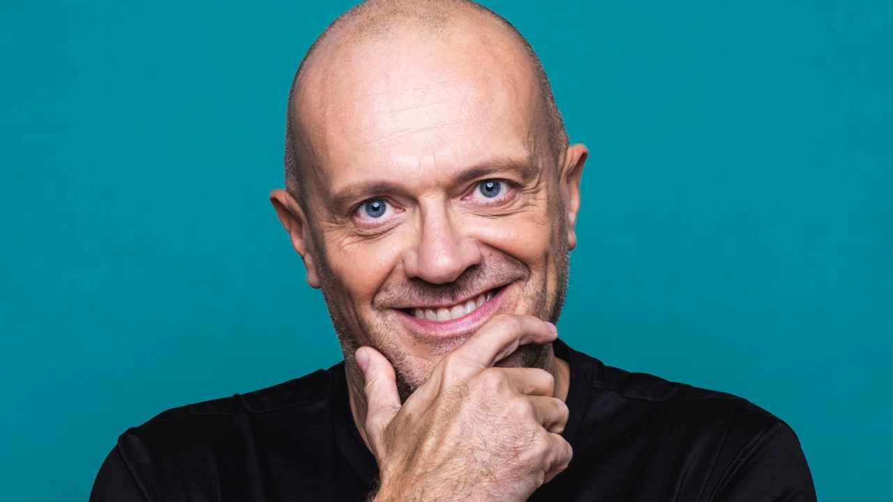 max pezzali confessione